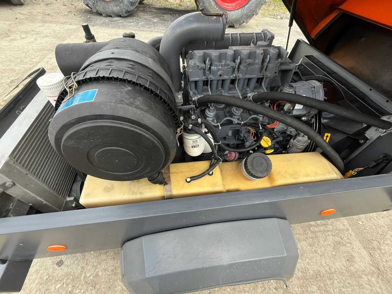 Kompresor mobliny Atlas Copco XAS 97 - 2011 r z osuszaczem - Photo 1