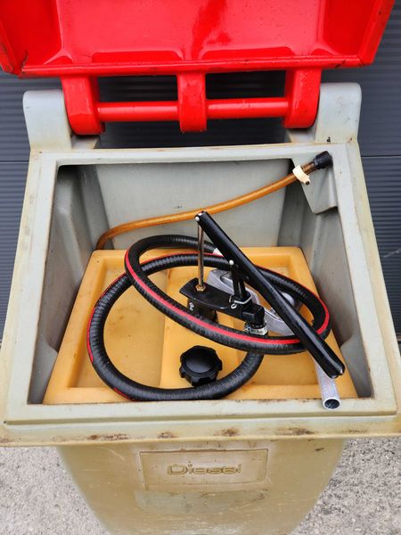 Mobilny zbiornik na paliwo 100 l z dystrybutorem - Photo 2