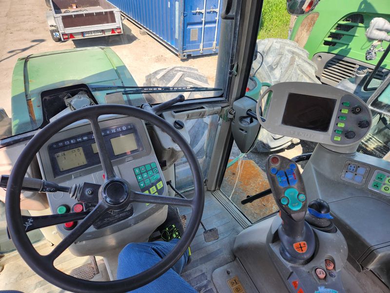 Fendt 926 Vario  z 2001 r - 17000 mth - Thumbnail 5