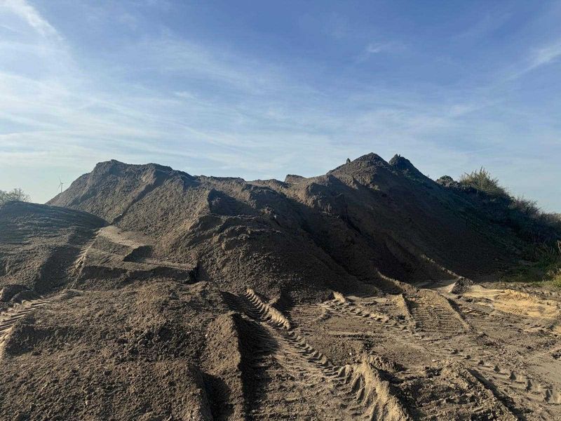 Ziemia pod trawnik, ogródek, wywyższenie - przesiana bez kamieni - Photo 1