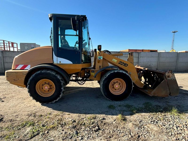 Ładowarka  CASE 221d - łyżka i widły - Thumbnail 1