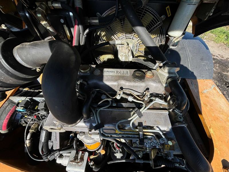 Ładowarka  CASE 221d - łyżka i widły - Thumbnail 5