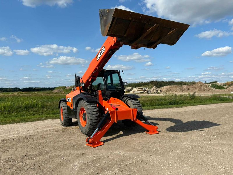 Ładowarka teleskopowa JCB 540-140 - 2019 r - 1200 mth - Thumbnail 2