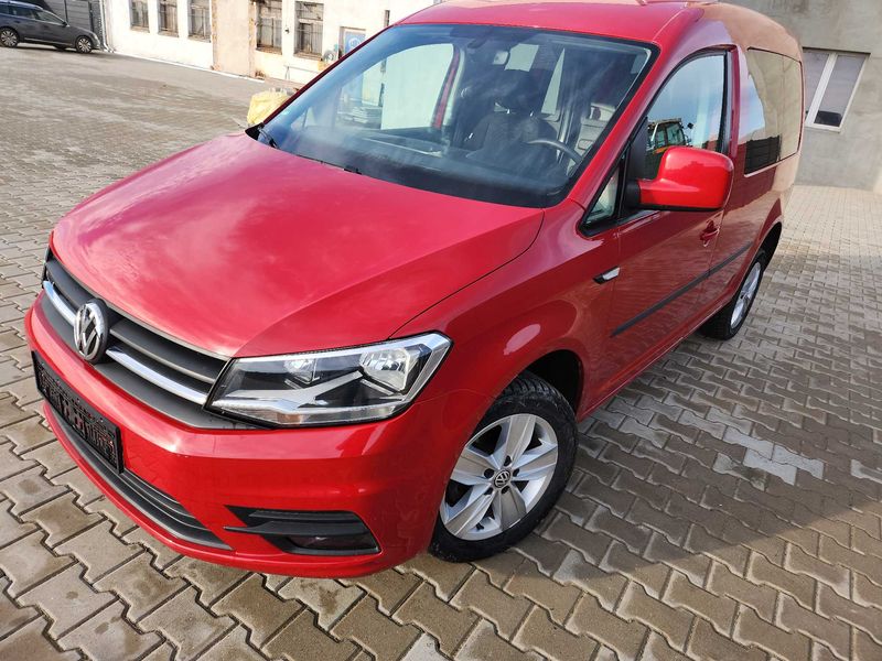 Volkswagen Caddy IV - 2016 r - 118000 km - Thumbnail 3