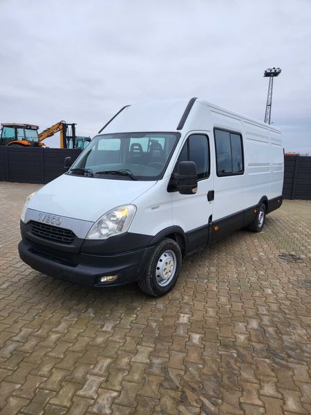 Iveco Dalily 6-osób 35c17  wersja maxi - 2014r