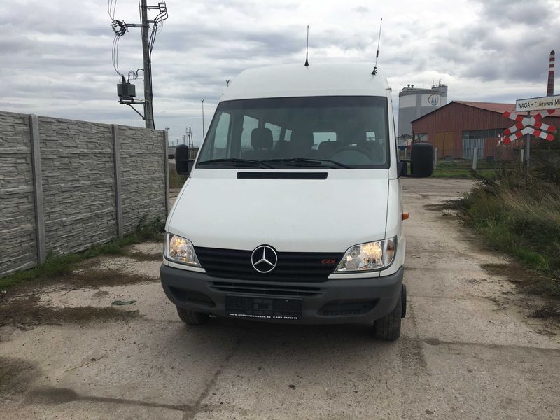 Mercedes Benz 416CDI Autobus 21osób - Photo 2