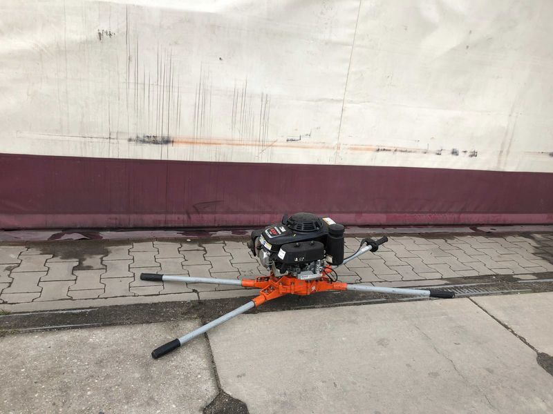 Wiertnica świder do gleby Genaral na silniku Honda GXV 160 - Photo 3