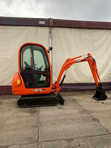 Minikoparka JCB 8018 rozsuwane gąsienice silnik Perkins - Thumbnail 2