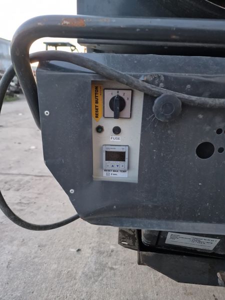 Nagrzewnica spalinowa z odprowadzeniem spalin na olej IMA 111 110kW - Thumbnail 4