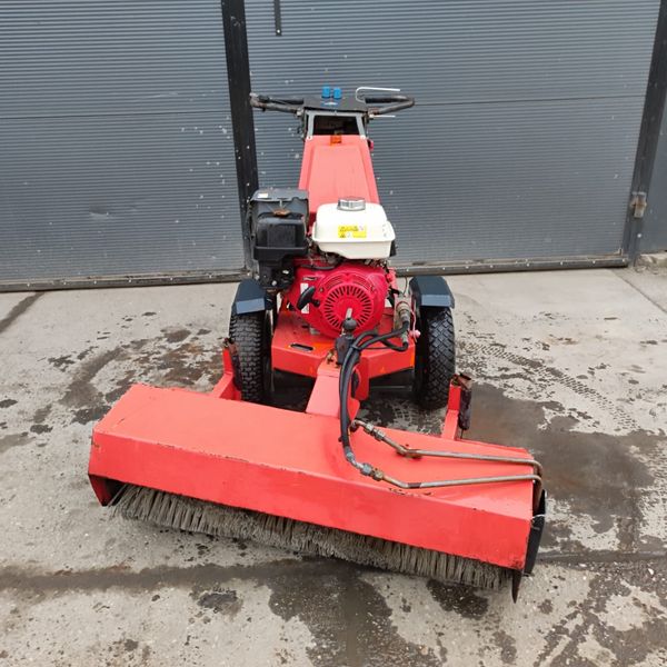 Zamiatarka hydrauliczna spalinowa Kersten K 2000 Honda - Thumbnail 2