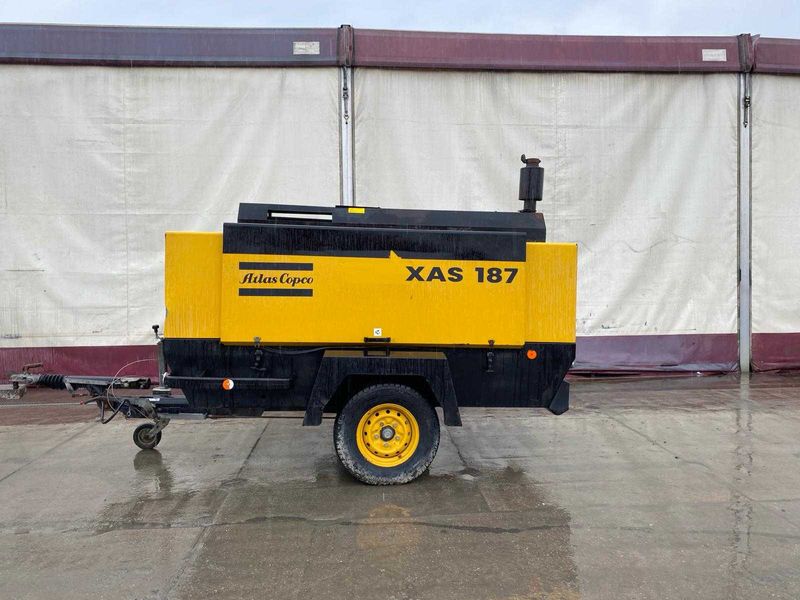 Kompresor ATLAS COPCO XAS 136 - Thumbnail 3