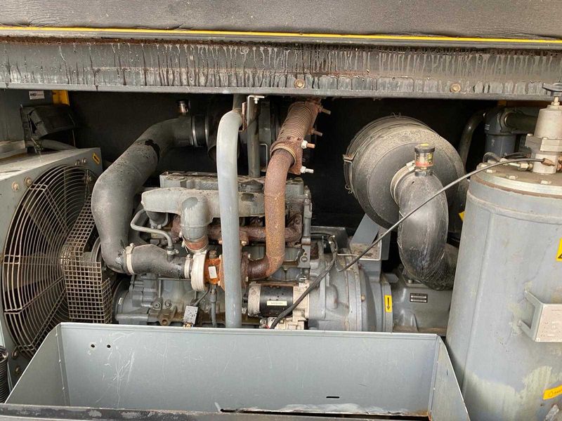 Kompresor ATLAS COPCO XAS 136 - Photo 5