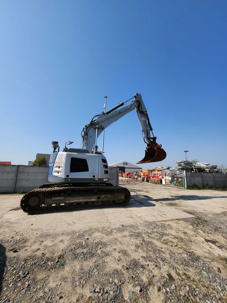 Liebherr R926 Copmpact - 2016r - Thumbnail 2