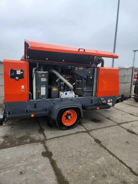 Kompresor mobilny Atlas Copco XAHS 317 - 18m3 -12 bar -2016r / 2230mth - Thumbnail 1