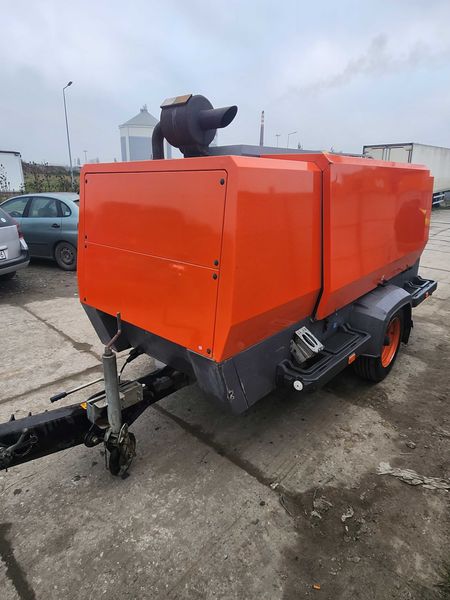 Kompresor mobilny Atlas Copco XAHS 317 - 18m3 -12 bar -2016r / 2230mth - Thumbnail 5