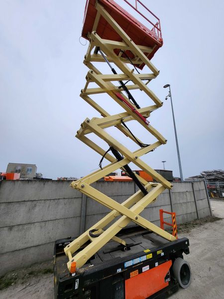 Podnośnik koszowy samojezdny nożycowy JLG 4045R -2018 r - 342 mth - Thumbnail 3