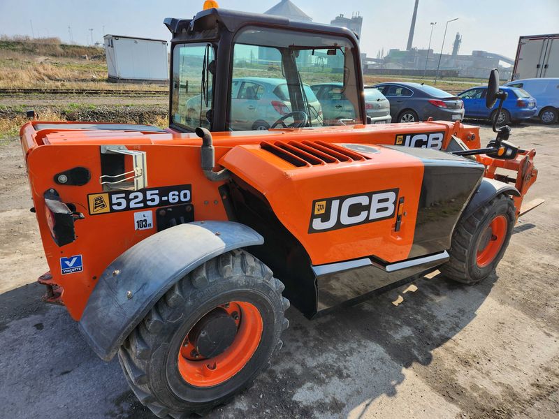 Ładowarka JCB 525-60 z 2018r -2460 mth - - Thumbnail 3