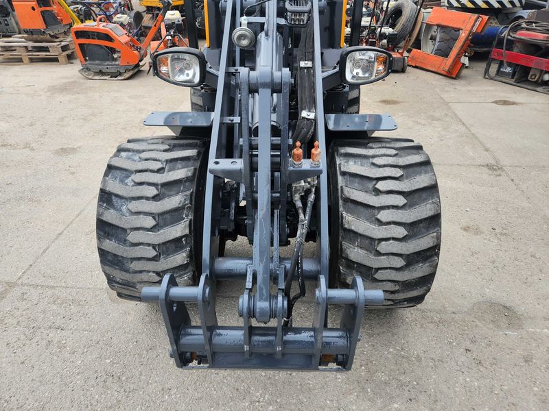 Ładowarka Giant V452 xtra HD - 2019 r - 628 mth - Thumbnail 5
