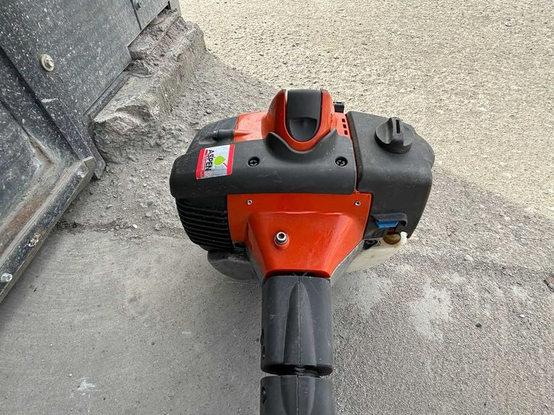 Podkrzesywarka Husqvarna 327 P5S - Thumbnail 4
